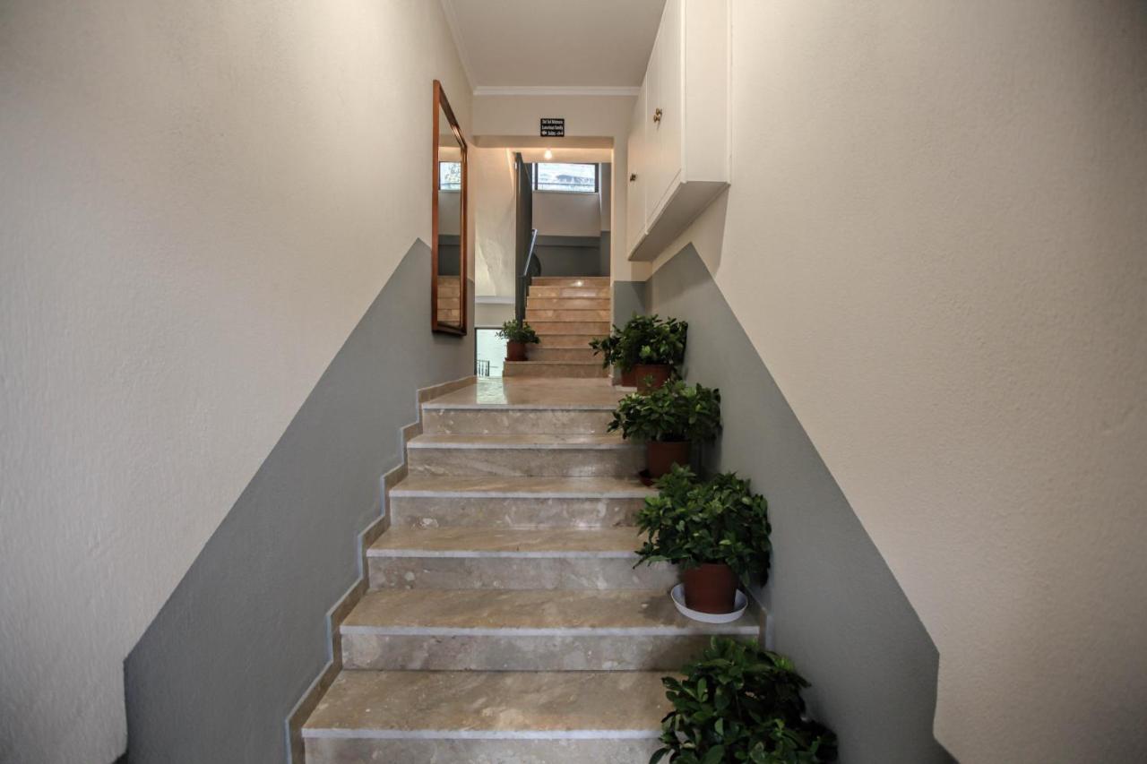 Del Sol #3 Meteora Luxurious Family Suites Kalampáka Eksteriør bilde